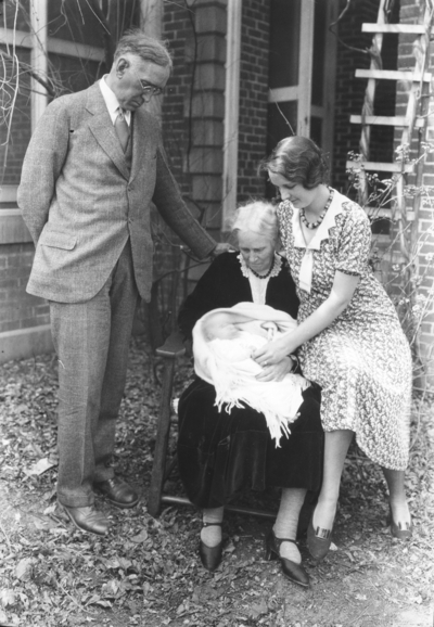 McVey family, President Frank LeRond McVey, his daughter, mother, and grandchild