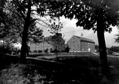 Men's dormitory Quadrangle showing Left to right: Breckinridge and Kinkead from the rear