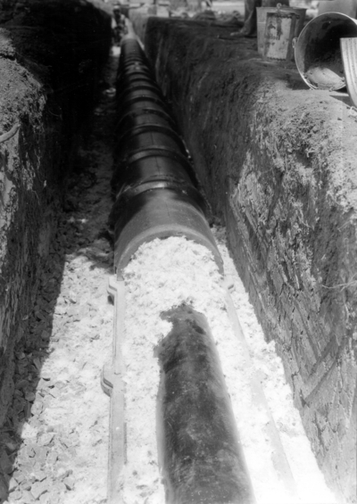 Insulating pipeline