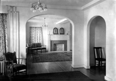 Fraternity house interior, Delta Epsilon