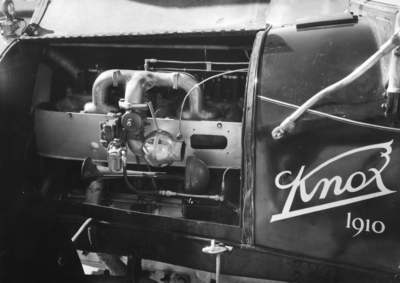 1910 Knox engine