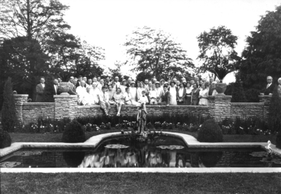 Class reunion, 1907, home of Louis E. Hillenmeyer, Sr