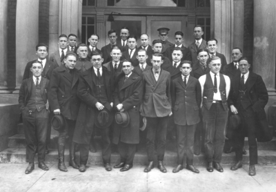 Group photograph on steps of Pence Hall, Civil Engineering students