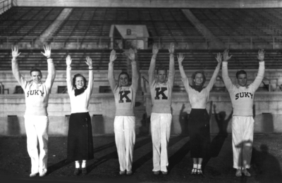 Cheerleaders, two women and four men