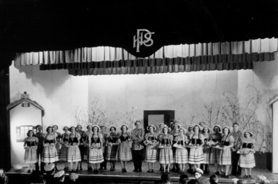 Picadome High School auditorium, group photograph, cast of a play