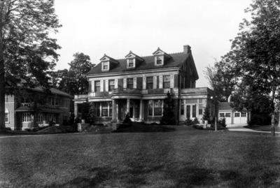 William Wilson House, 259 East High Street, Lexington, Kentucky, built 1840 and later as quoted in the Lexington Leader, 7 April 1948 as owned by C. Frank Dunn
