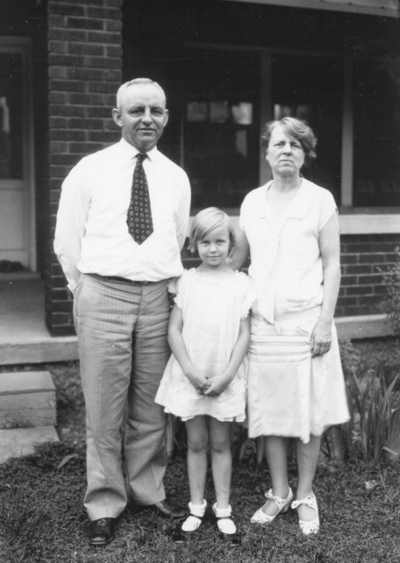 Unidentified family photograph, man, woman, and child