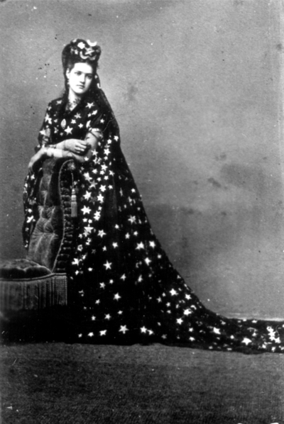 Unidentified woman in costume