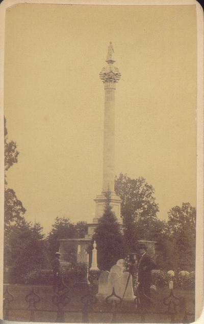 Clay monument in Lexington Cemetery