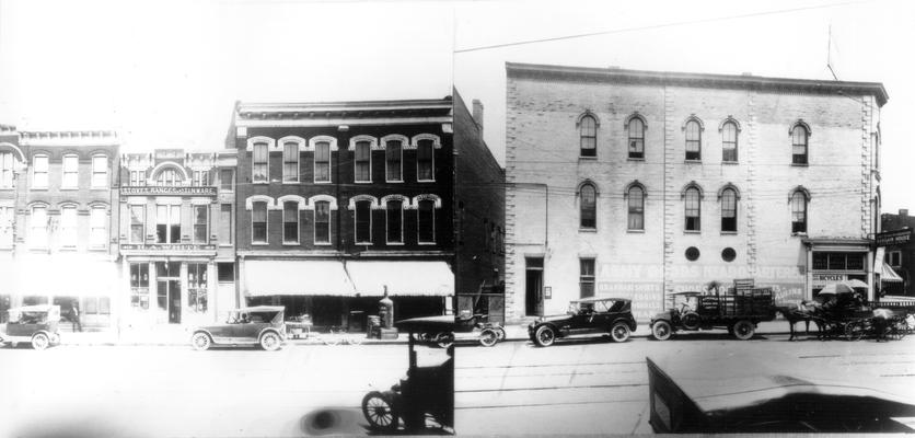 W. Main - Spring to Broadway (North), 415-421  Leet Brothers, 413  H.A. White  Hardware, 411  D.T. Bolden, 409  Vacant, 407  W.F. Vaughn, Joseph Sanford