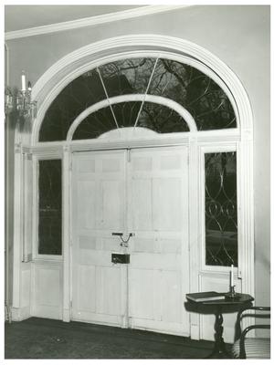 Hunt-Morgan House, historically known as Hopemont, interior; double entrance doors