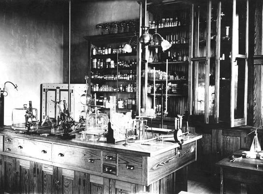 Bacteriology Laboratory, Animal Husbandry Department, circa 1909