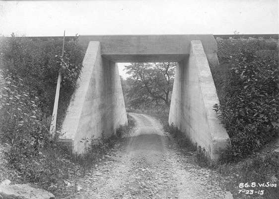 Tunnel, 1915