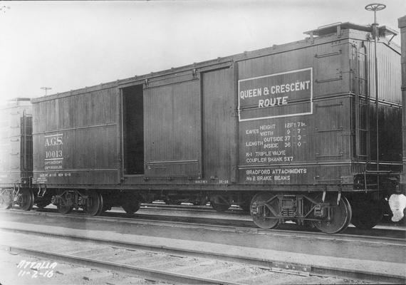 Single sheathed wood steel underframe AGS box car number 10013, Attalia, Alabama, November 2, 1916