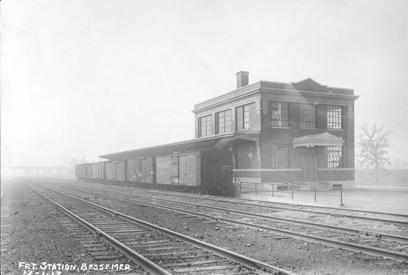 Freight station, Bessemer, Alabama, December 1, 1917; Nitrate 4175