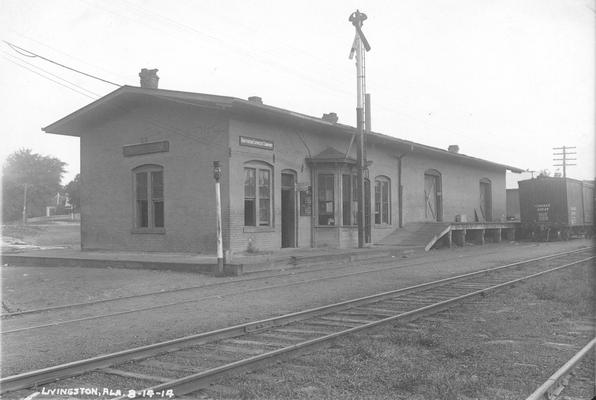Alabama Train Station, Livingston, August 14, 1914