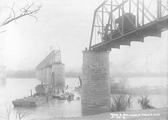 Tennessee River Bridge, March 20, 1916, facing south from east side of bridge