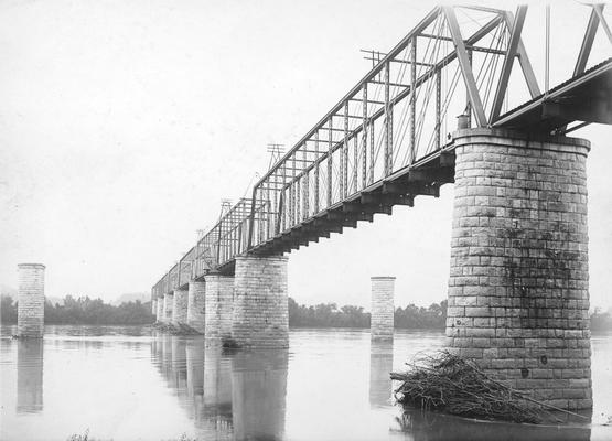 Tennessee River Bridge, March 20, 1916