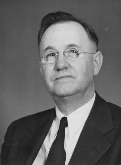 Donovan, President Herman Lee