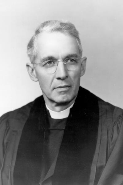 Leamon, John H., Minister of the First Congregational Church, Cambridge Massachusetts. Baccalaureate speaker, May 24, 1959