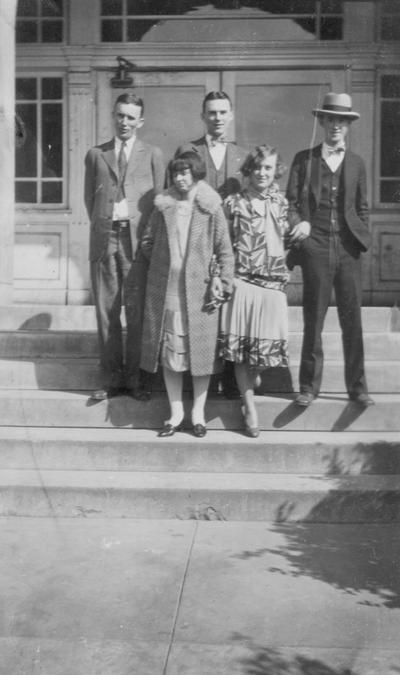 Physics Graduate assistants, Louis Arthur Pardee, Ben Kievit, Robert Gilbert Henry, and two unidentified women, circa 1925-1926