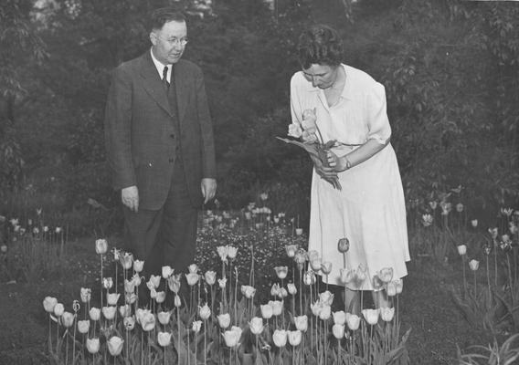 Donovan, President Herman Lee and spouse, Nell, tulip garden