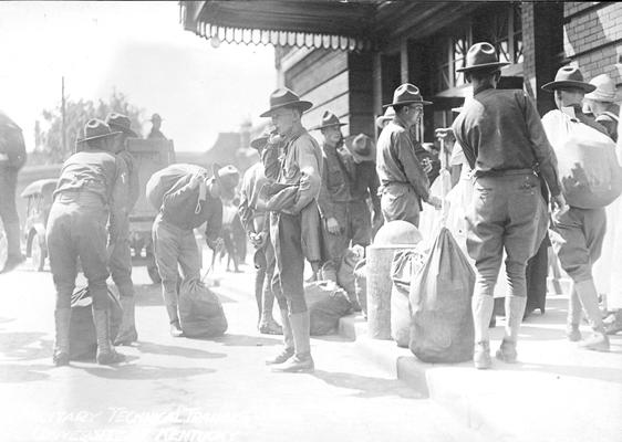 Soldiers leaving Union Station, Lexington, Kentucky, July 13, 1918