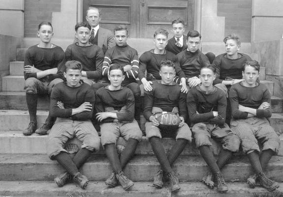 Football team, 1918, University High