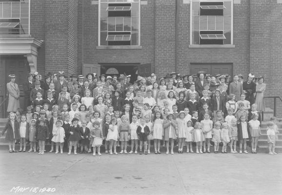 Children and parents, May 15, 1940, duplicate