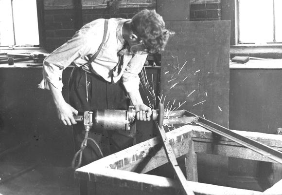 Tom Mahan, Metallurgy Laboratory, 1941