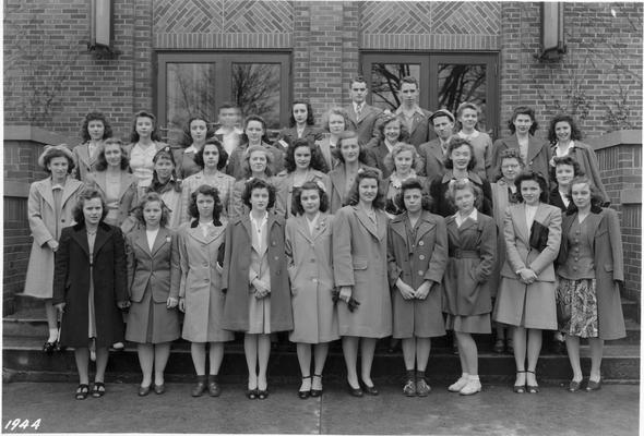 High school students, 1944