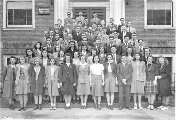 High school students, 1944