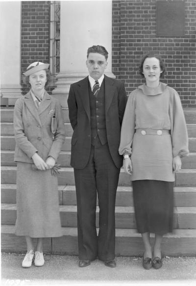 Frankfort, Kentucky, unidentified individuals, 1935