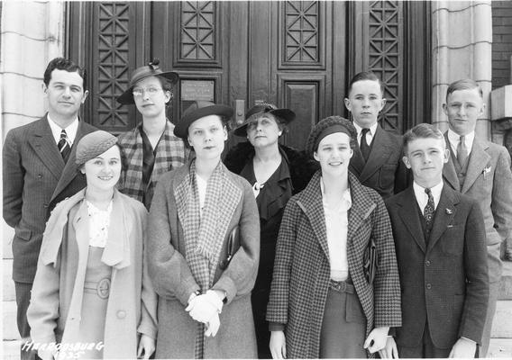 Harrodsburg, Kentucky, unidentified individuals, 1935