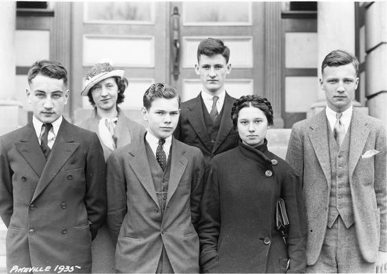Pikeville, Kentucky, unidentified individuals, 1935