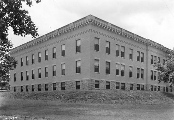 Agriculture Experiment Station / Scovell Hall, second addition