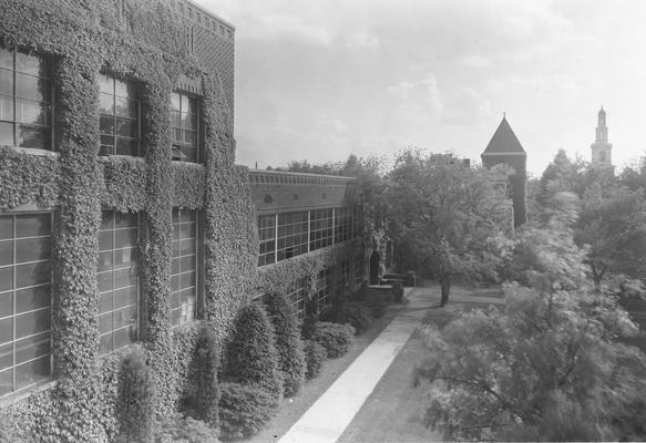 Anderson Hall, exterior