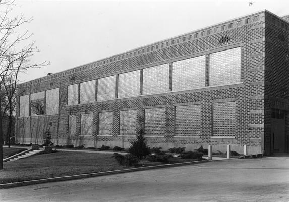 Anderson Hall, exterior