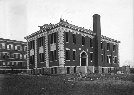 Kastle Hall, print dated 1910, first wing completed