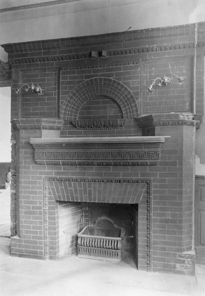 Carnegie Library, interior, fireplace