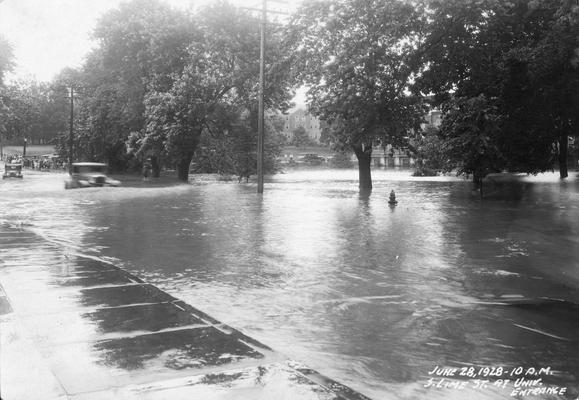 Alumni Gymnasium, Lexington Flood, South Limestone campus entrance covered, June 28, 1928