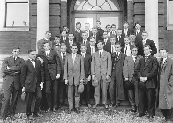 Group of students, circa 1912-1913