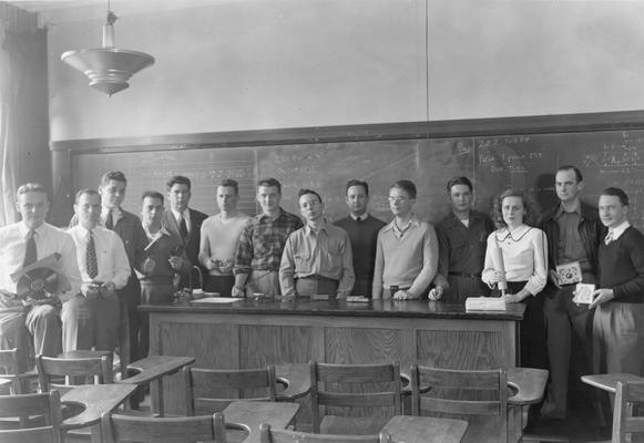 Unidentified classroom and unidentified students, circa 1940