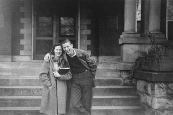 Students on Patterson Hall steps