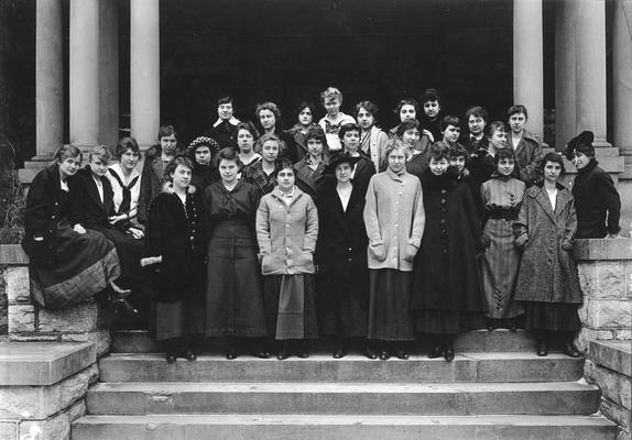 Philosophian Literary Society, 1916