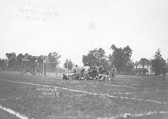 Kentucky versus Illinois game, played at Urbana, Illinois, score, Kentucky 6 and Illinois 2, October 1909