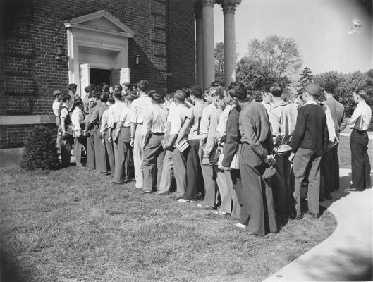 Class Registration, Memorial Hall