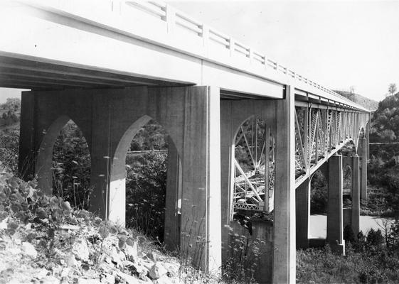 Construction of Clay's Ferry Highway Bridge