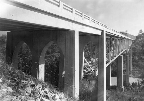 Construction of Clay's Ferry Highway Bridge