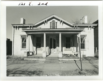 121 East 2nd [Second] street. Built in 1817